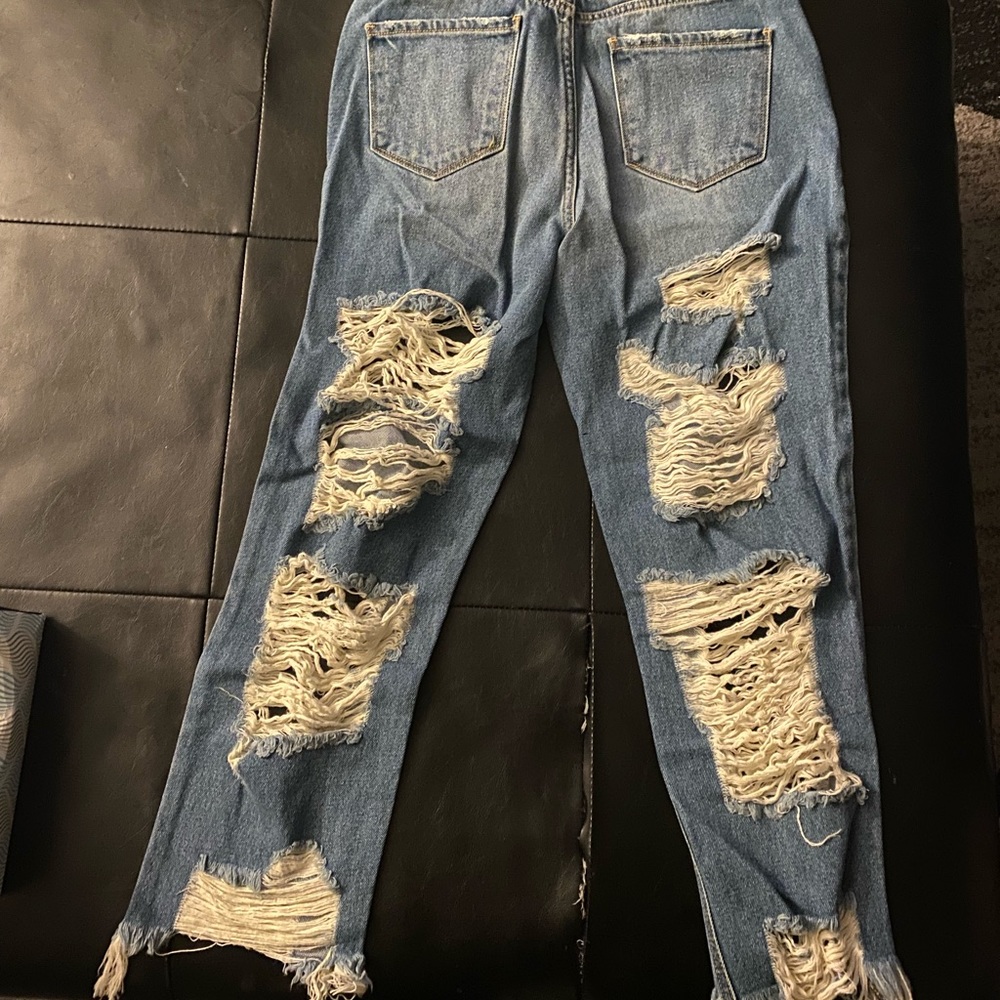 juniors size 9 high rise distressed fashion nova jeans